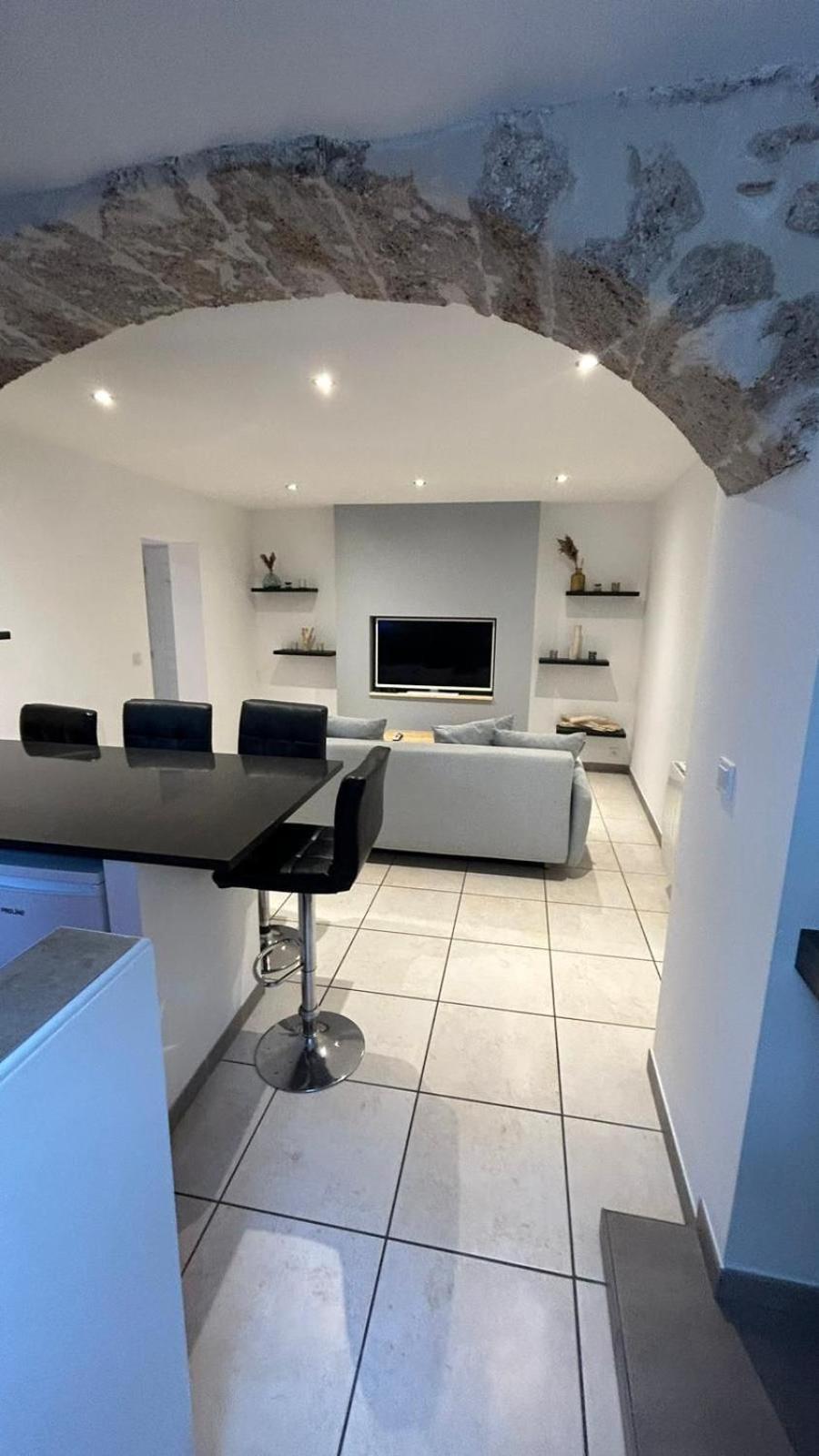 Appartement Paisible Entre Terre Et Mer Cabrieres  Экстерьер фото